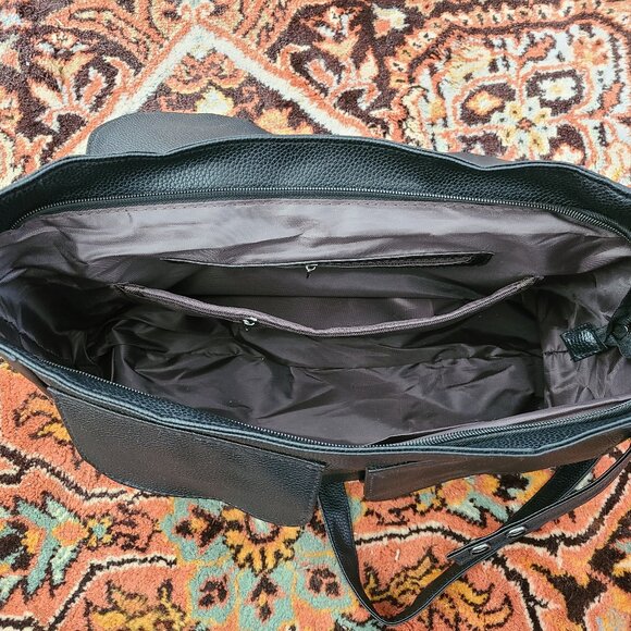 Faux Leather Bag with Skull Detail - Picture 3 of 4